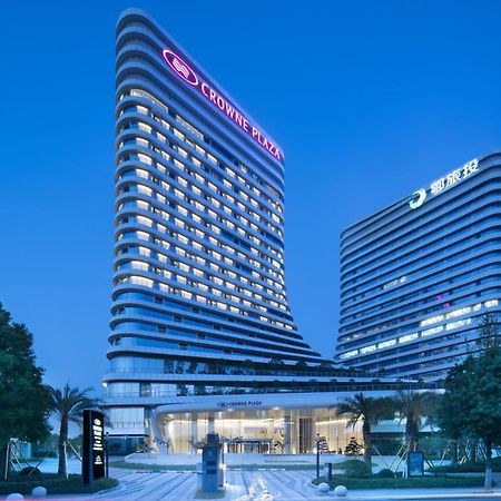 Crowne Plaza Wuhan Optics Valley By Ihg Zewnętrze zdjęcie