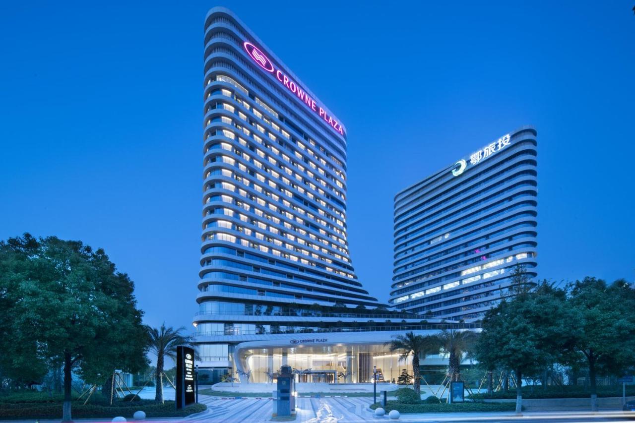 Crowne Plaza Wuhan Optics Valley By Ihg Zewnętrze zdjęcie