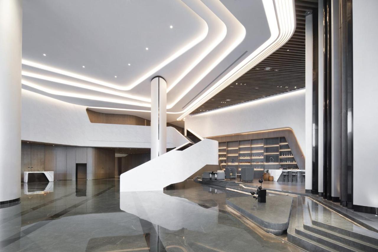 Crowne Plaza Wuhan Optics Valley By Ihg Zewnętrze zdjęcie