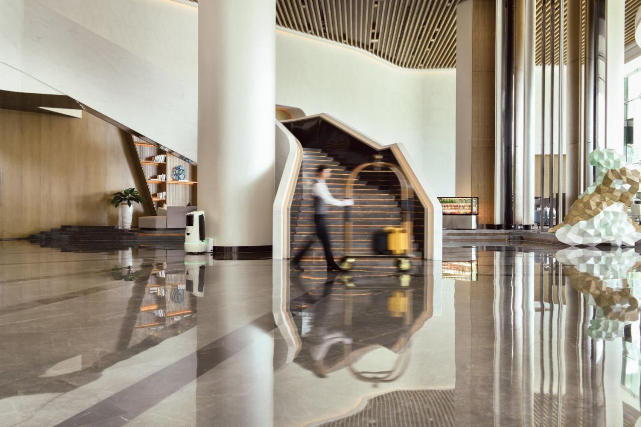 Crowne Plaza Wuhan Optics Valley By Ihg Zewnętrze zdjęcie