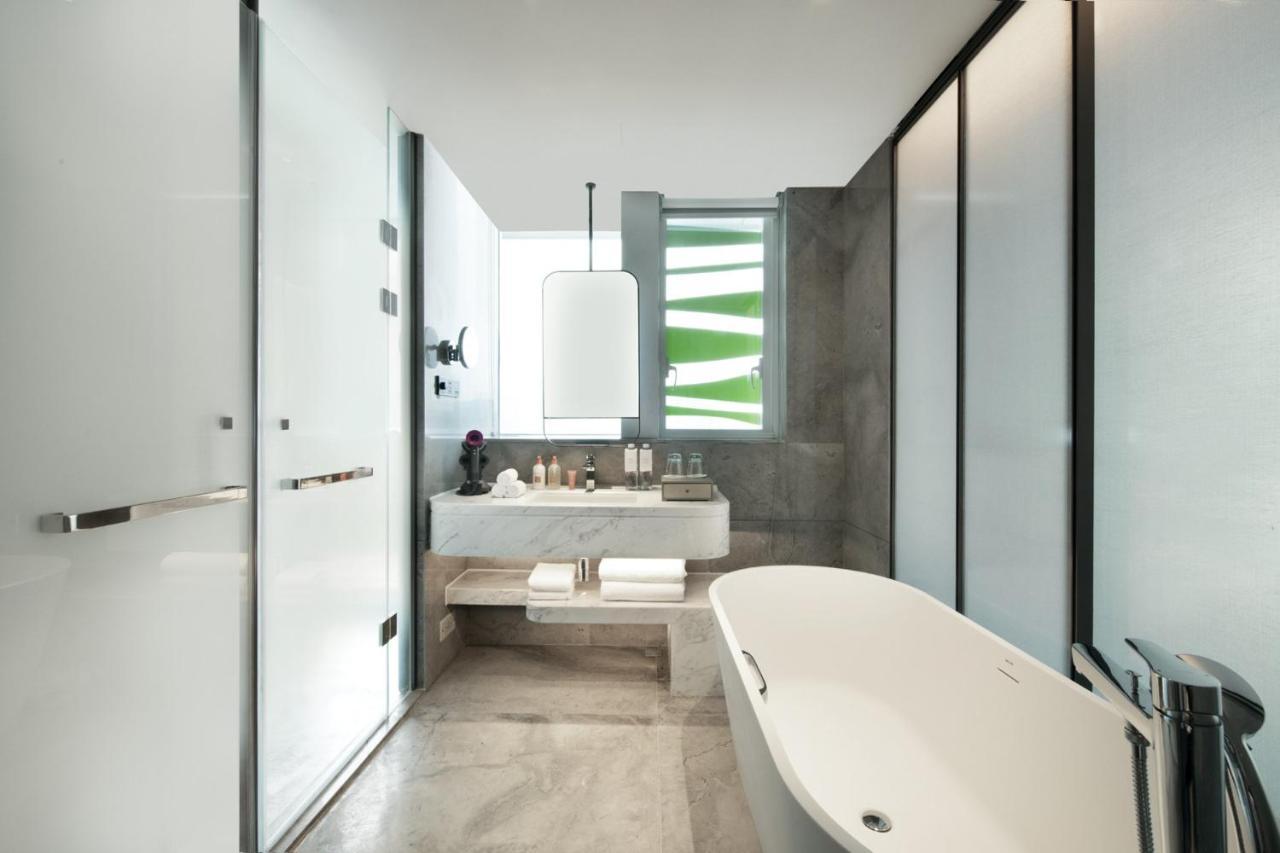 Crowne Plaza Wuhan Optics Valley By Ihg Zewnętrze zdjęcie